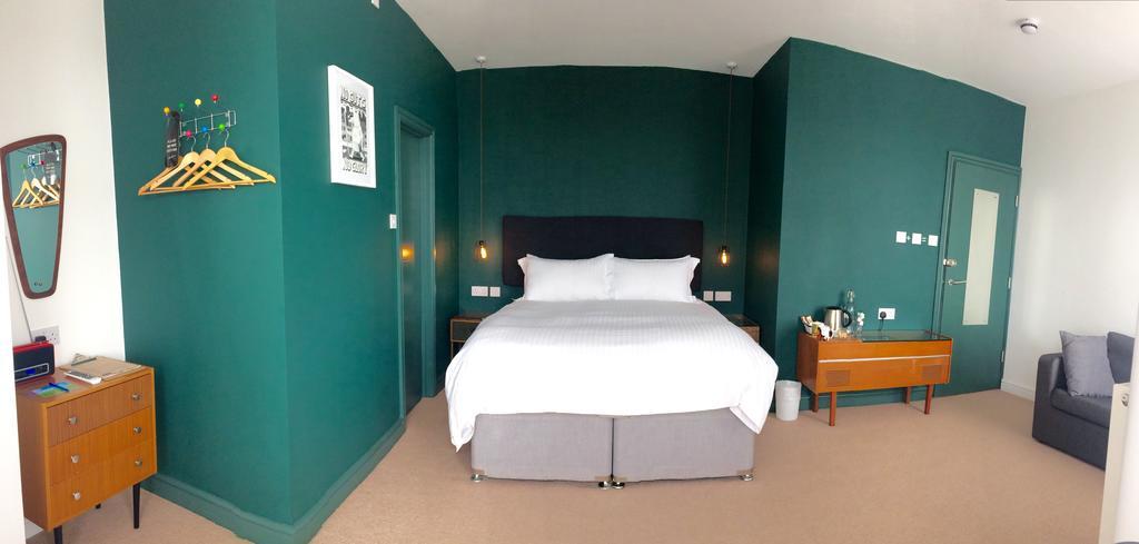 The Blue Door Bed and Breakfast New Quay Buitenkant foto