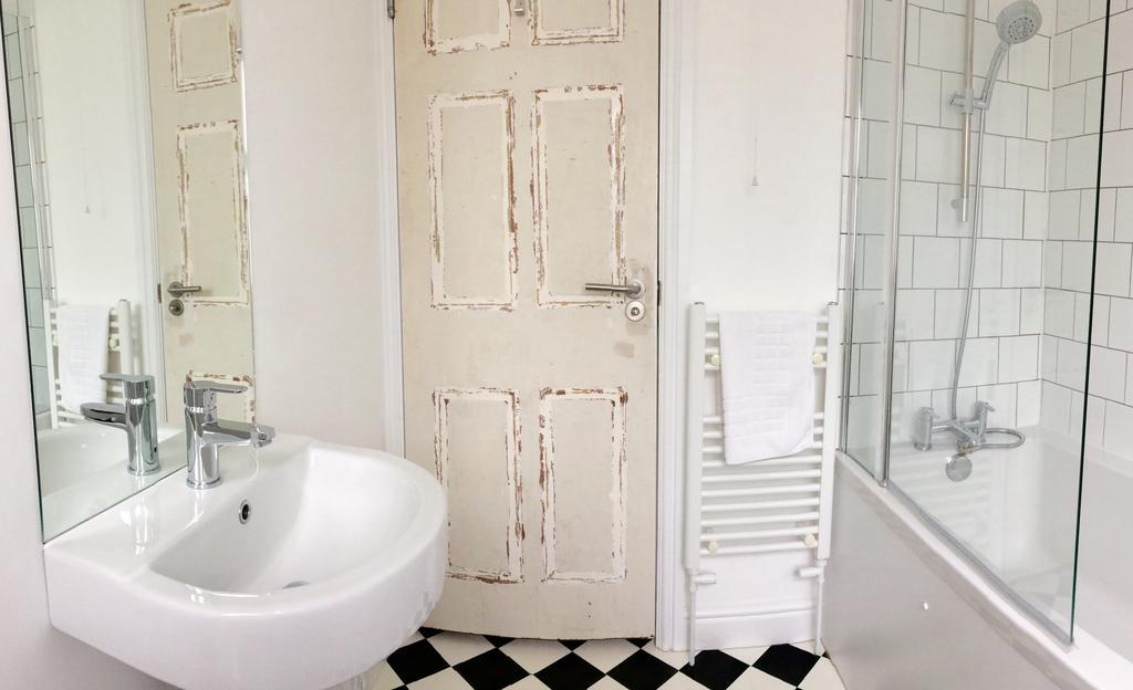 The Blue Door Bed and Breakfast New Quay Buitenkant foto